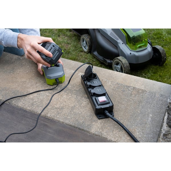 Brennenstuhl Outdoor-Steckdosenleiste IP44, 3-fach avec Schalter - Brennenstuhl - vue 7