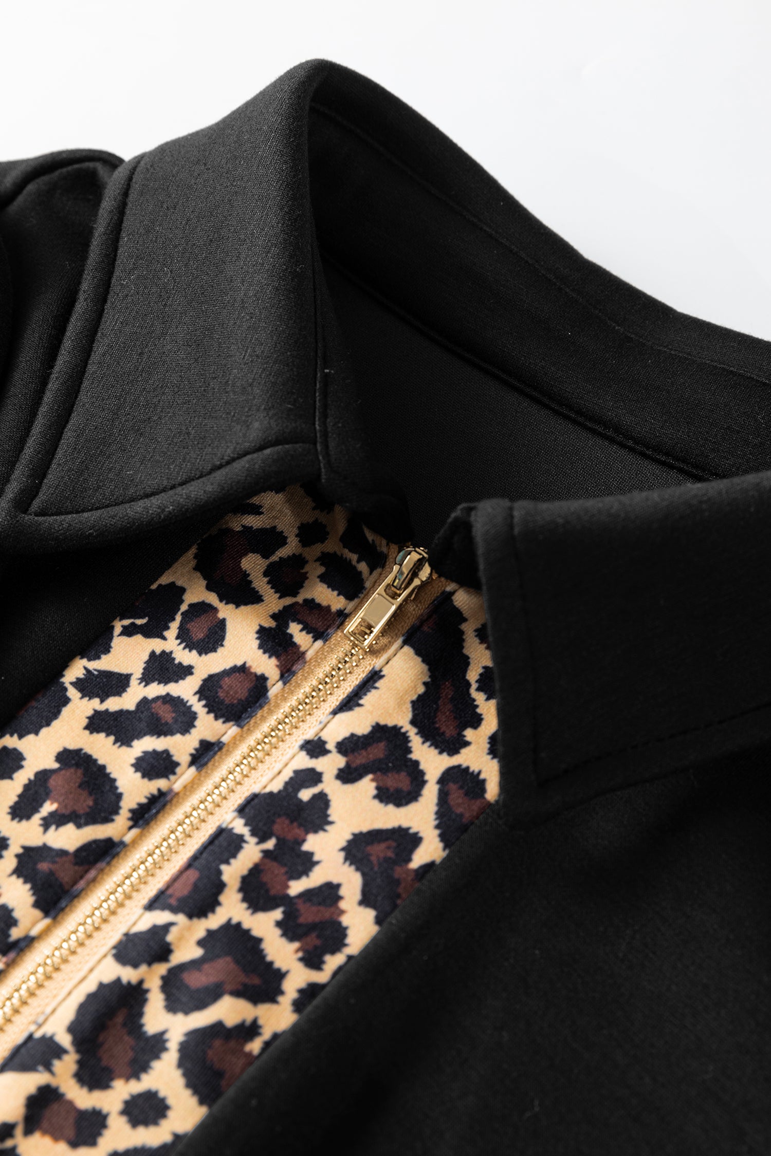 Mini robe léopard patchwork col zippé manches courtes bouffantes droite noir