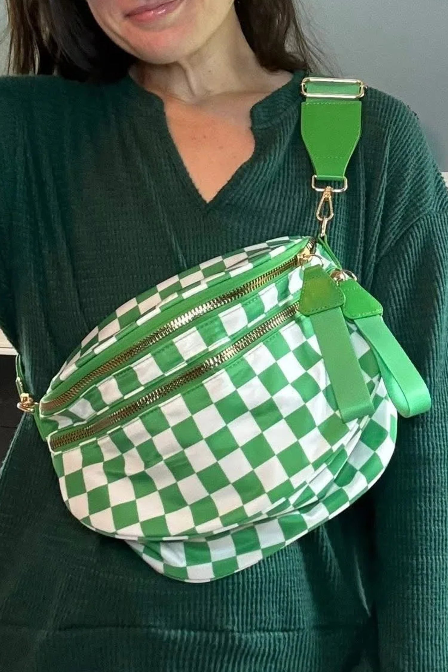 Pièce mode femme à carreaux, bretelles — vert