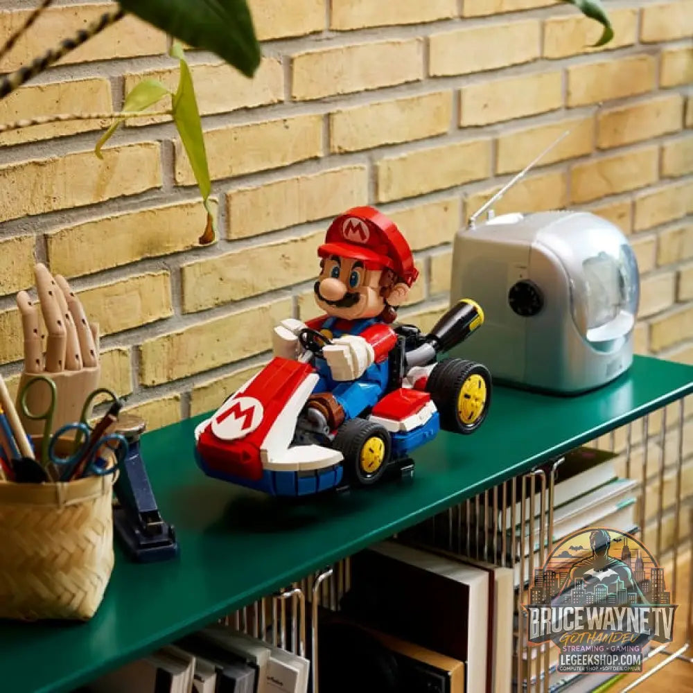LEGO 72037 Super Mario Mario Kart: Mario & Standard-Kart, jeu de construction - LEGO - vue 4