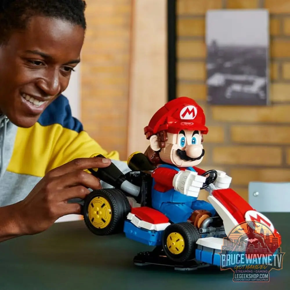 LEGO 72037 Super Mario Mario Kart: Mario & Standard-Kart, jeu de construction - LEGO - vue 2