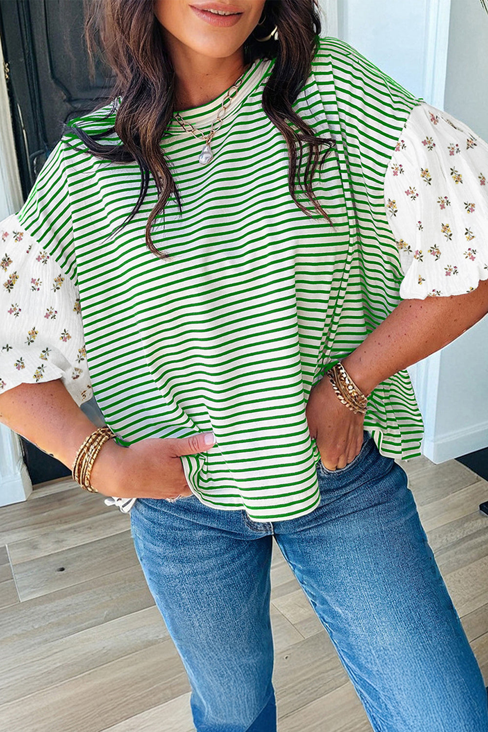 Red Stripe Floral Puff — Tops/Blouses & Shirts, vue 4, LeGeekShop