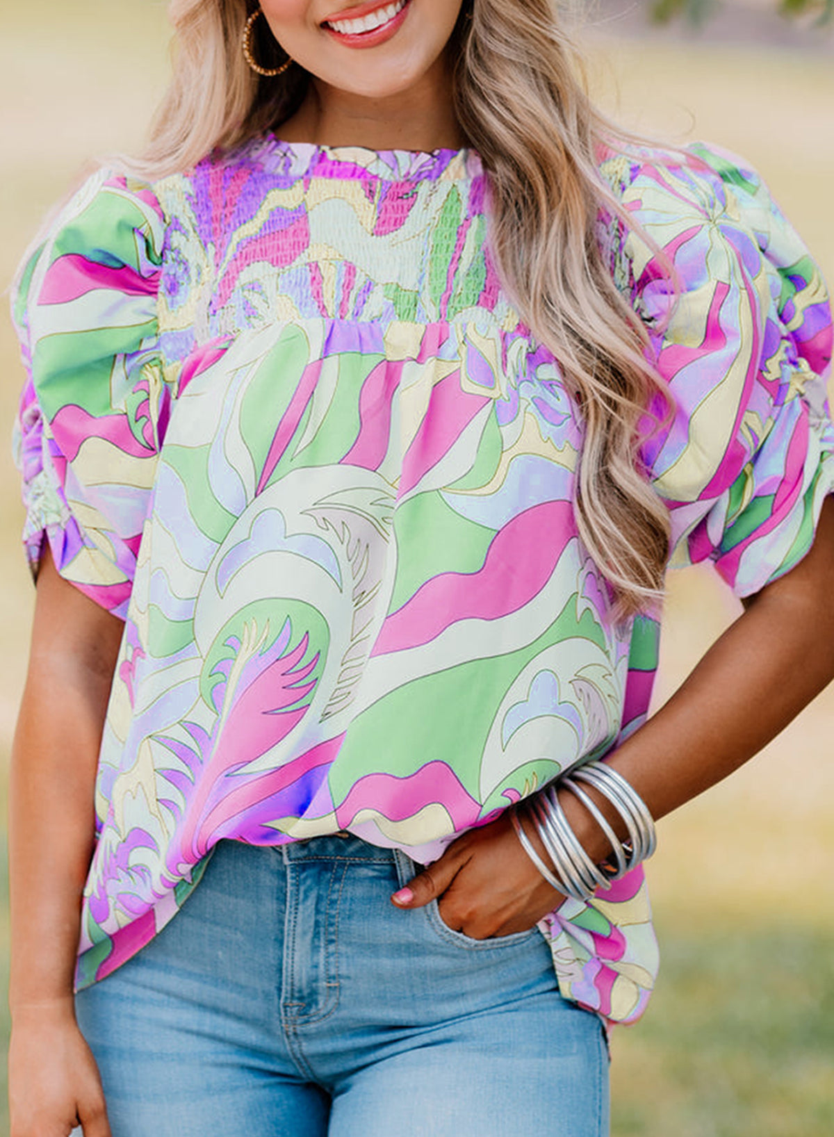 Blouse imprimé abstrait, manches ballon, détail smock — vert