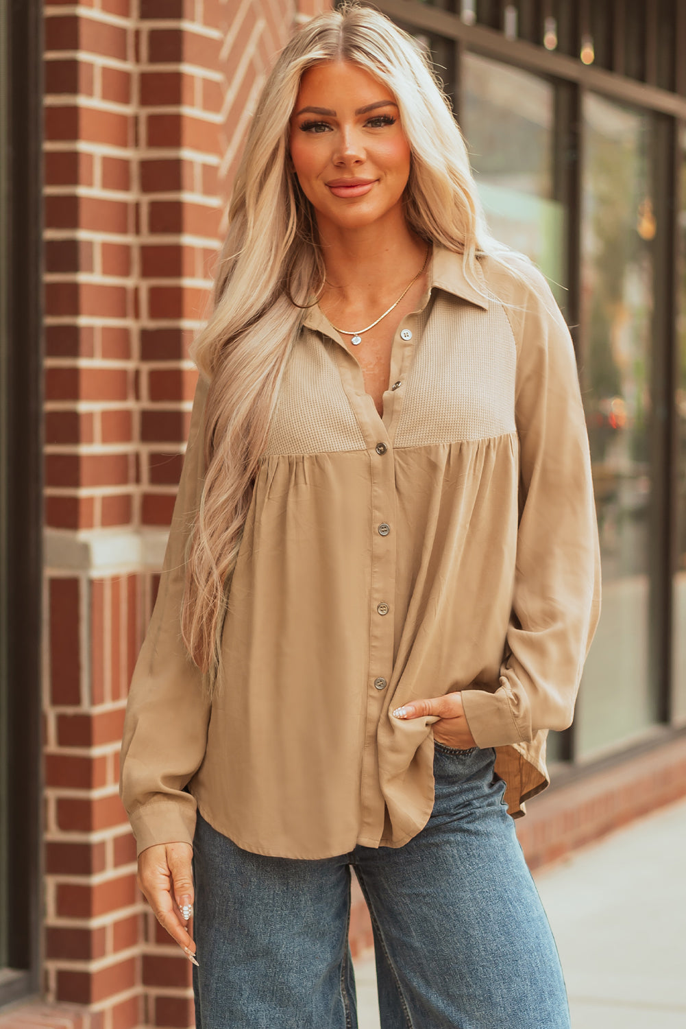 Chemise femme patchwork, gaufré, boutonnée — beige