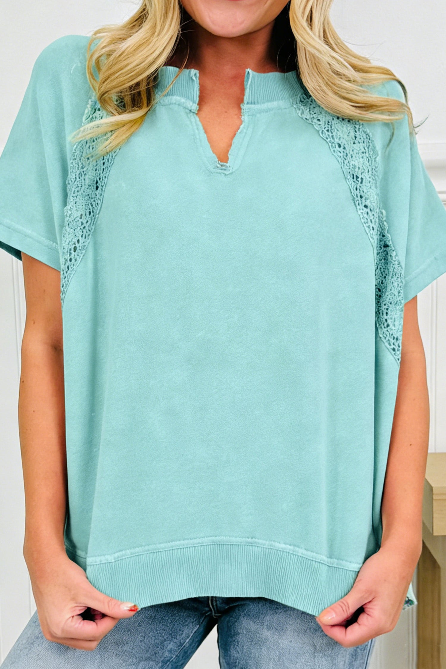 Mint Green Raw Cut — Tops/Tops & Tees, vue 2, LeGeekShop