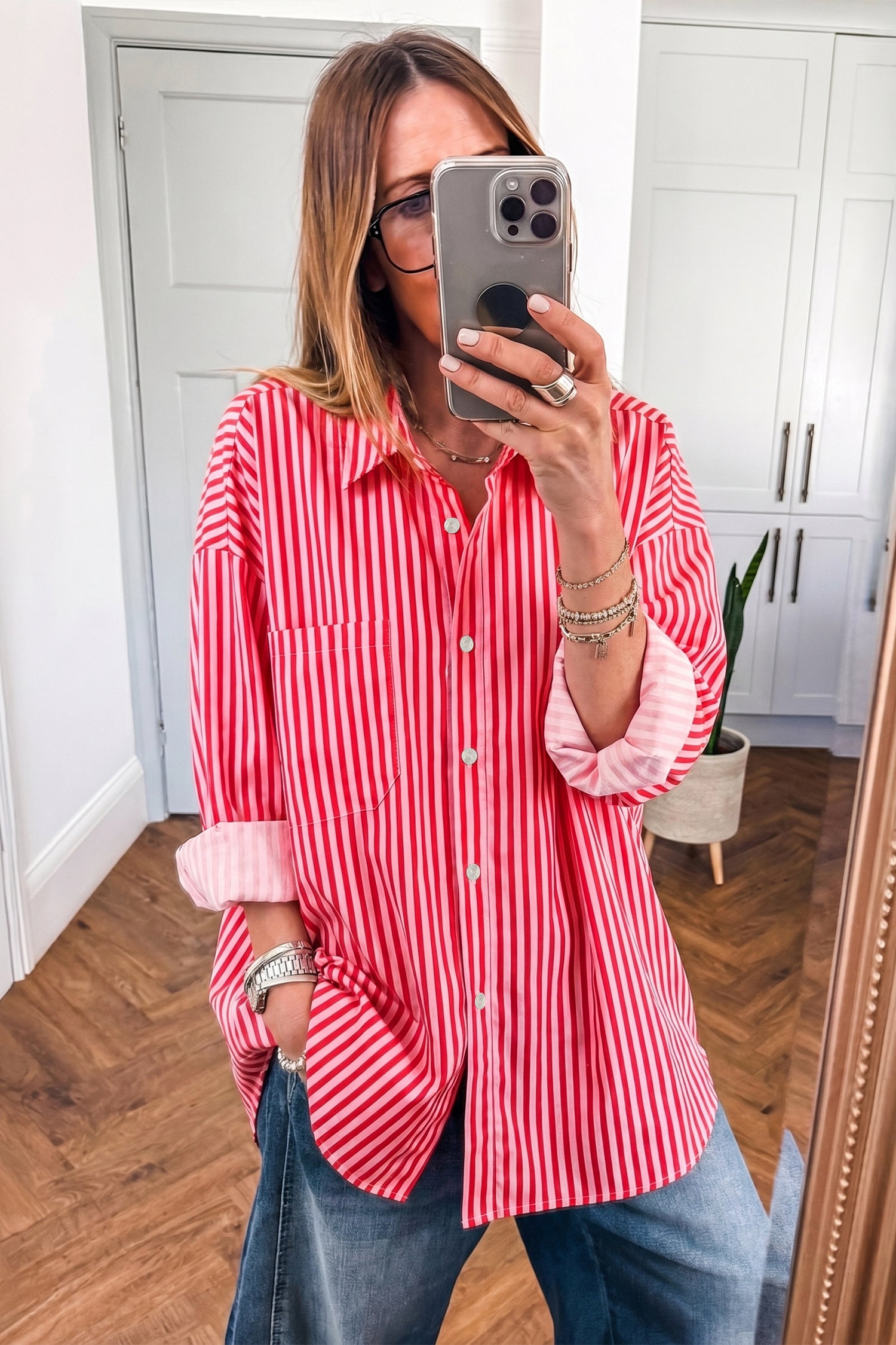 Red Stripe Button — Tops/Blouses & Shirts, vue 3, LeGeekShop