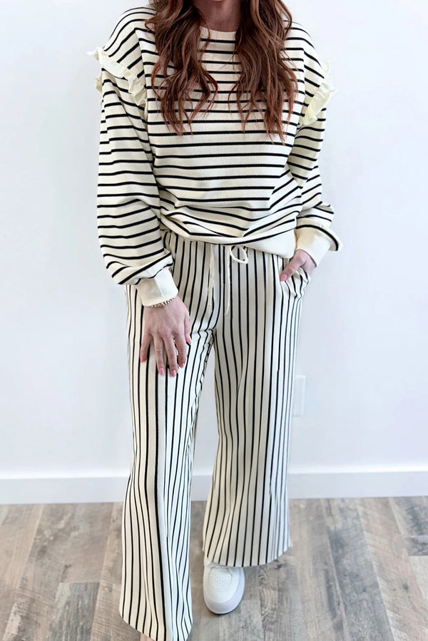 Pantalon femme rayé, à volants, à cordon, épaules tombantes, ample — blanc