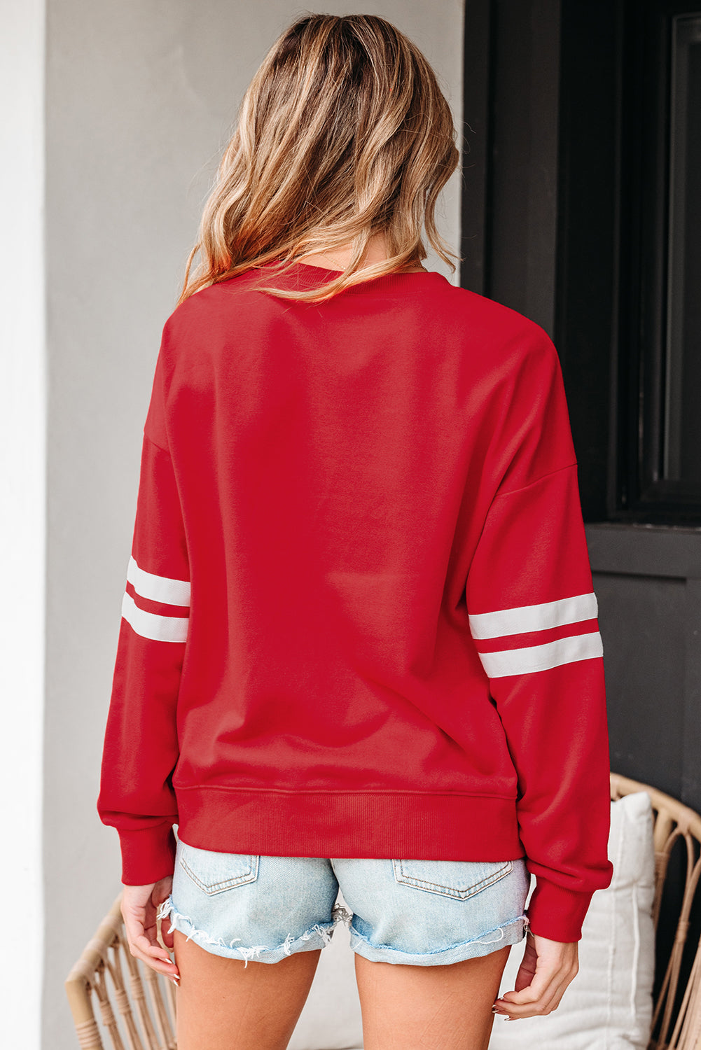 Sweat détails varsity, épaules tombantes, oversized — blanc