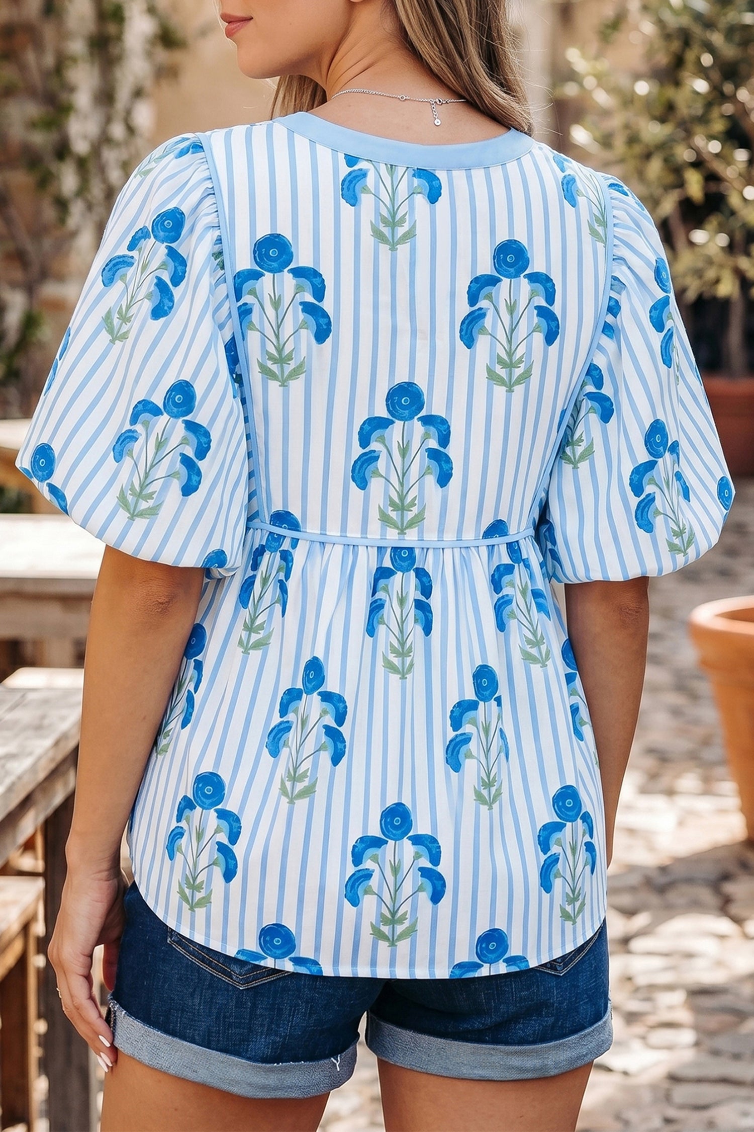 Sky Blue Floral Print — Tops/Blouses & Shirts, vue 2, LeGeekShop
