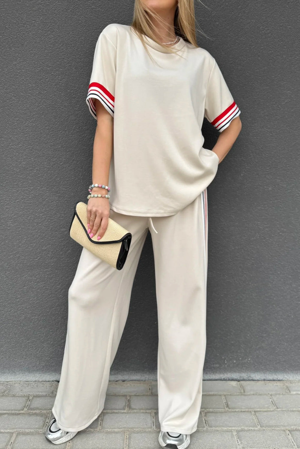 Pantalon femme rayé, col rond, ample