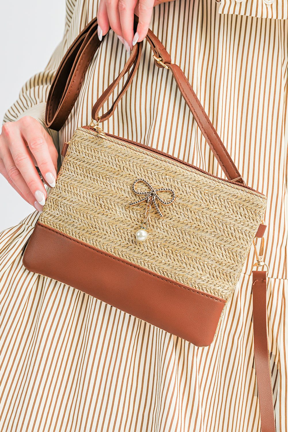 Pièce mode femme — beige