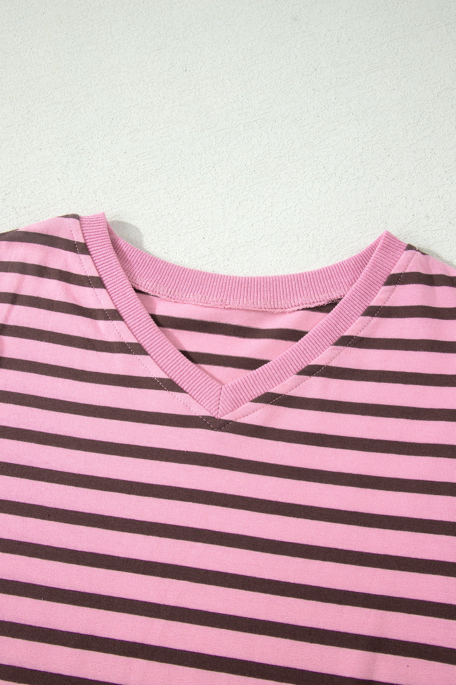 Rose Stripe Striped V — Tops/Tops & Tees, vue 5, LeGeekShop