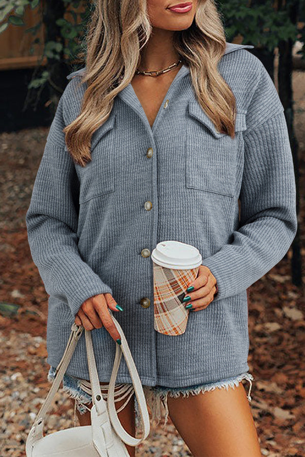 Pièce mode femme en maille, boutonnée, poches, casual, côtelé — gris