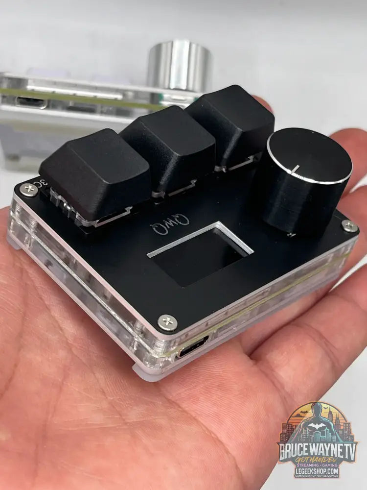 🎮 Mini Clavier Mécanique SayoDevice – Switchs Magnétiques Roses | Écran IPS & Ultra-Réactivité - Legeekshop