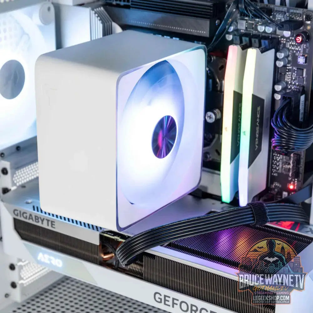 Gaming PC Polar Blizzard - AMD Ryzen 5 7600X, RTX 4070 Super, 32 Go DDR5 - King Mods - Legeekshop