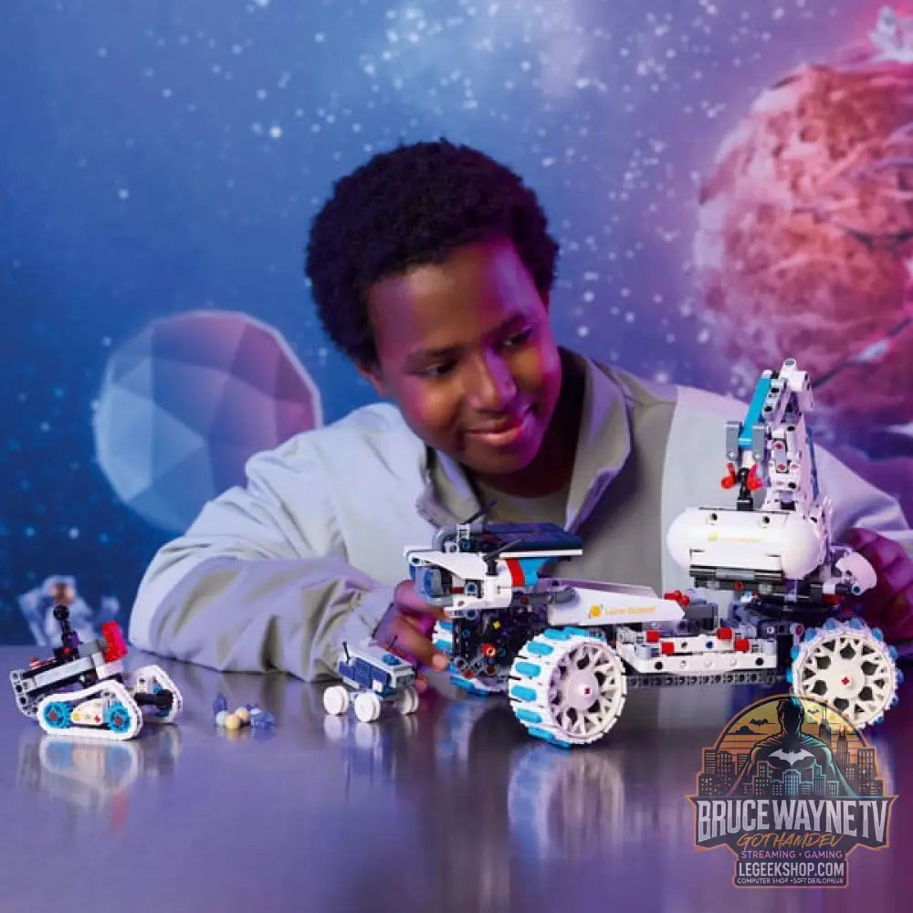 LEGO 42211 Technic Lunar Outpost Mondrover-Raumfahrzeug, jeu de construction - LEGO - vue 2