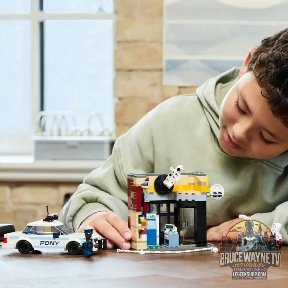 LEGO 76311 Marvel Super Heroes Spider-Verse: Miles Morales vs Spot, jeu de construction - LEGO - vue 2