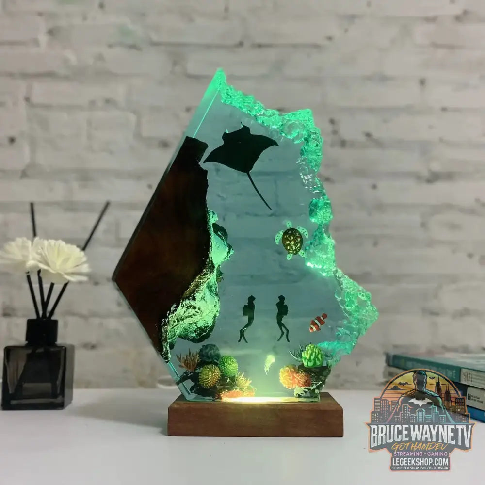 Nouvelle atmosphère Couple Divers Manta Ray résine ornements lumineux résine époxy océan décoration de la maison