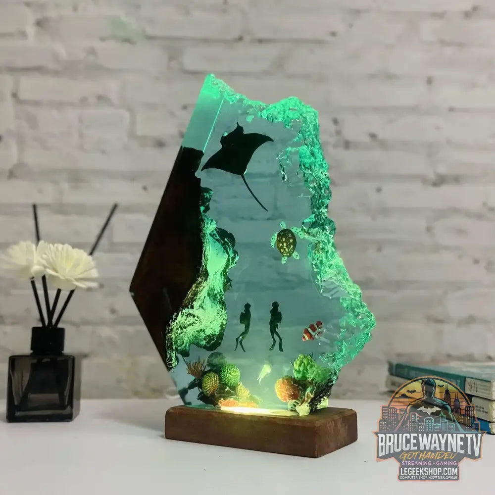 Nouvelle atmosphère Couple Divers Manta Ray résine ornements lumineux résine époxy océan décoration de la maison