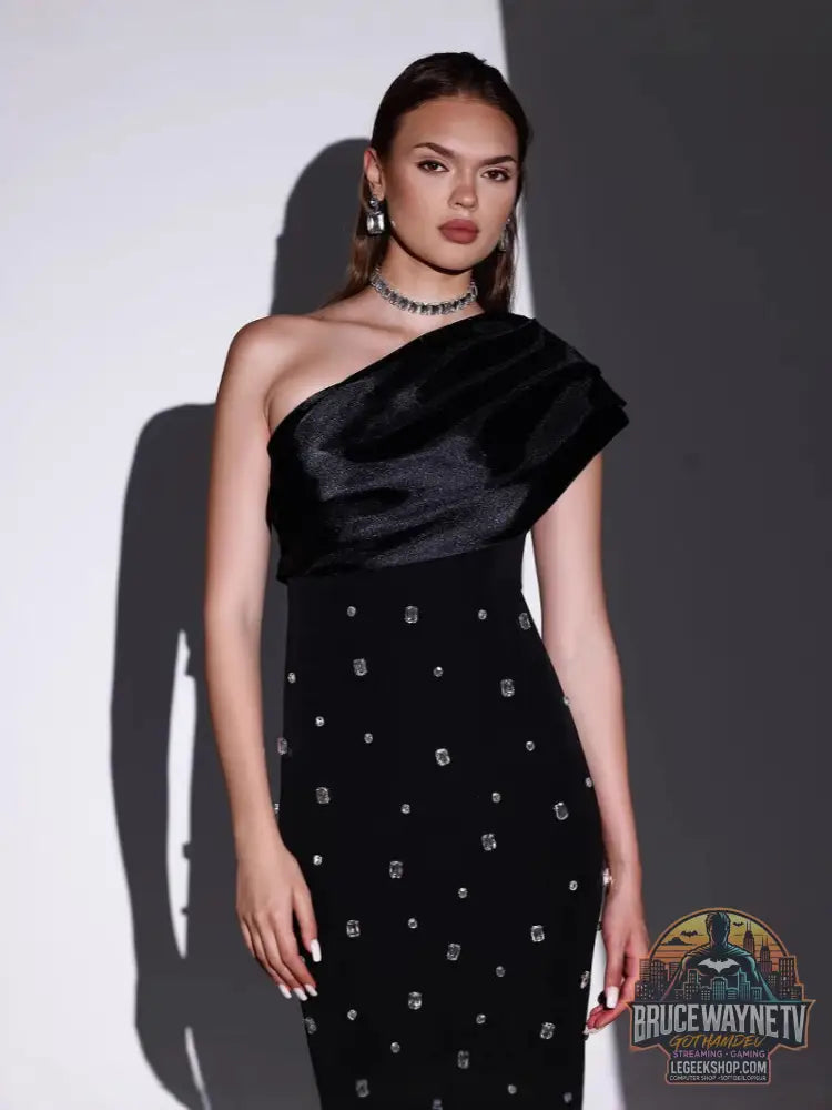 Robe Soirée Longue Noire Épaules Dénudées Diamants - Robe Soirée